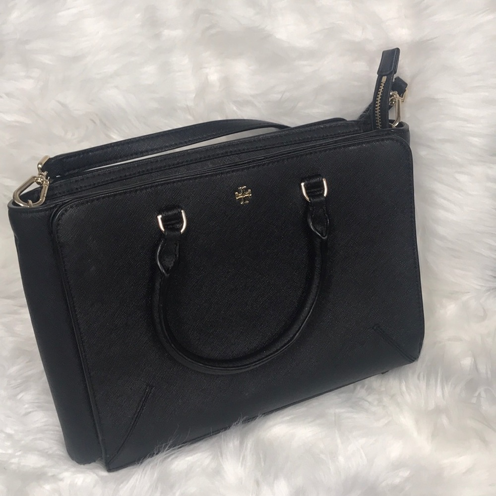 Tory Burch Black Saffiano Leather Robinson Tote 🎀